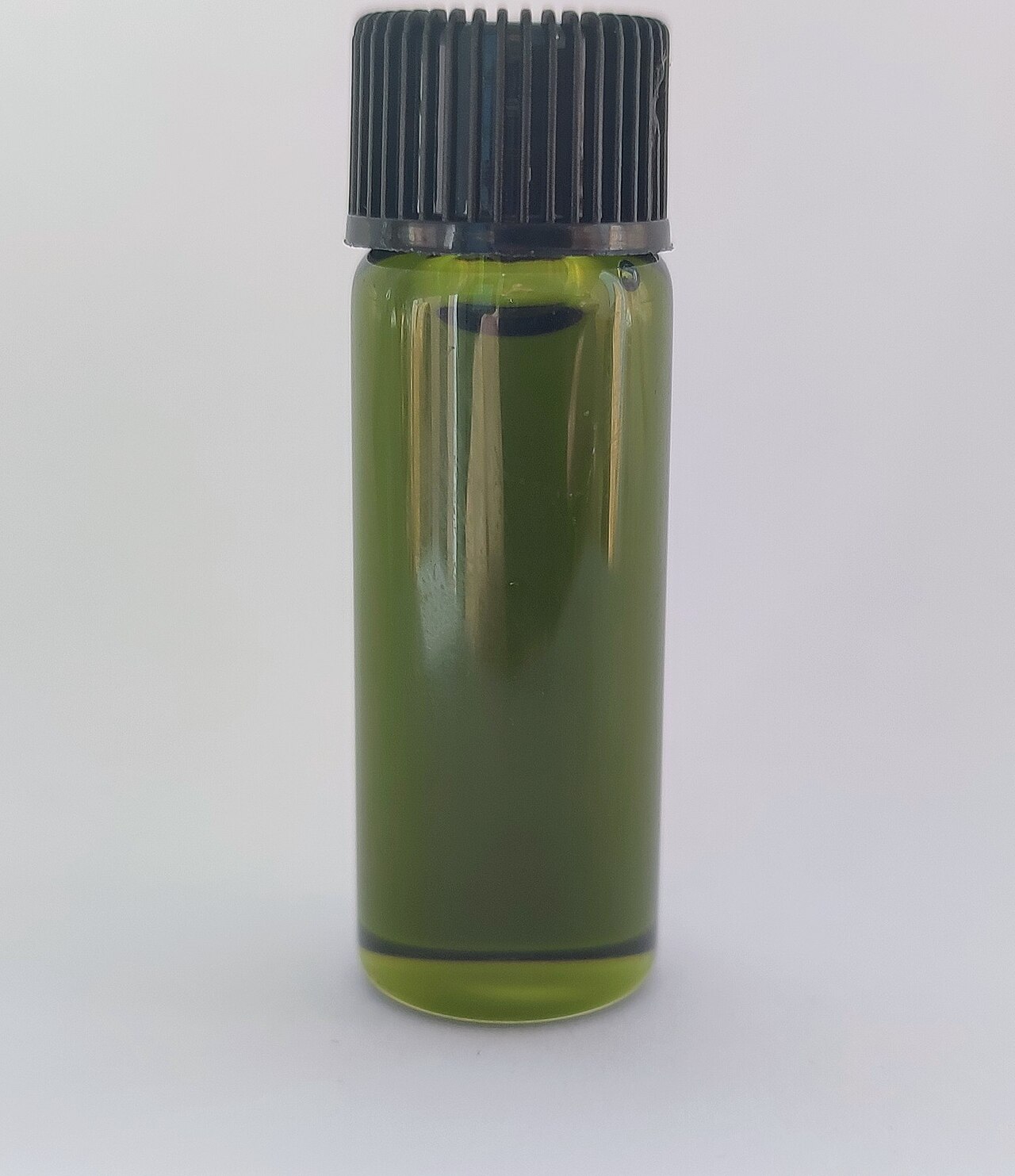 Tinh dầu Cam tùng (Nardostachys jatamansi) — minh hoạ thực vật